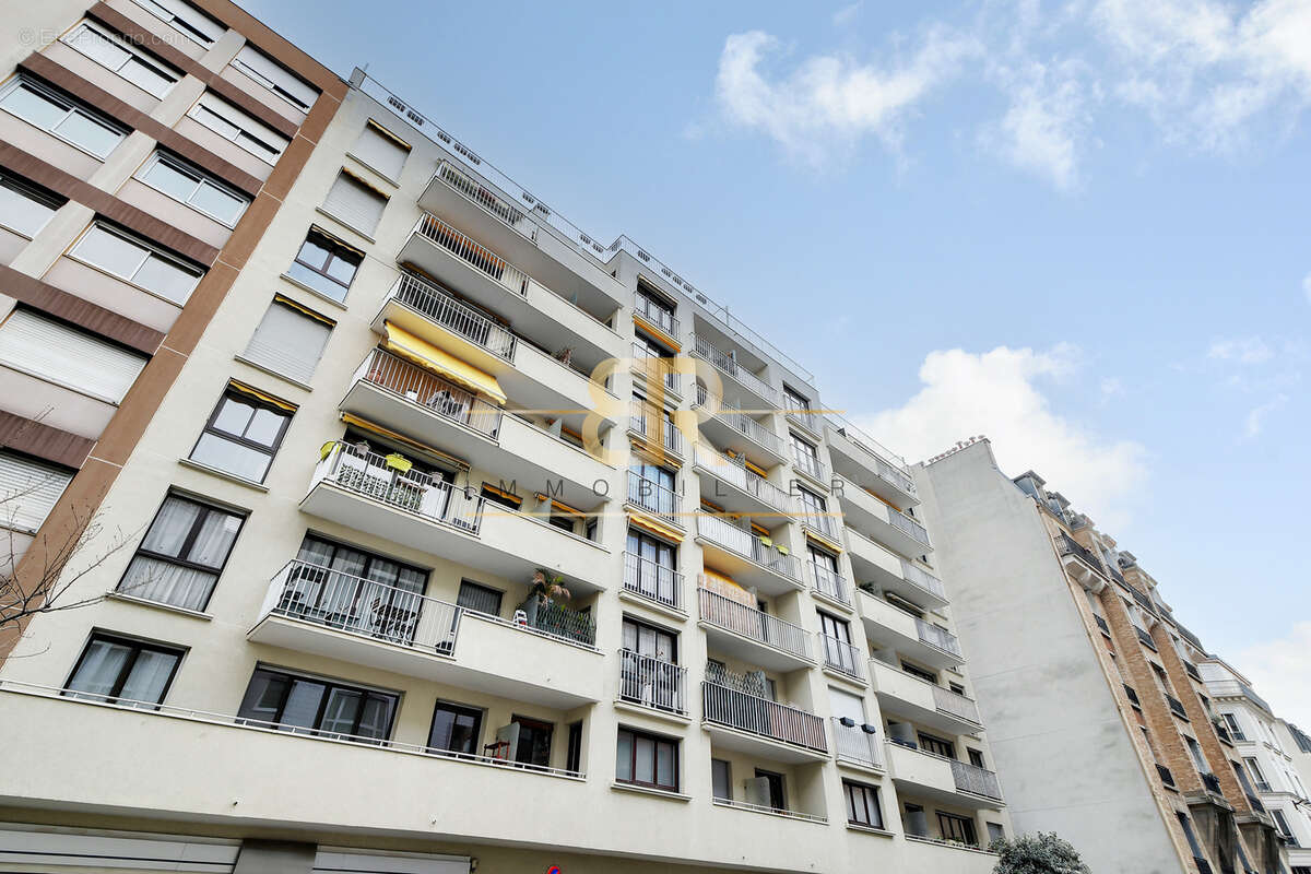 Appartement à PARIS-11E