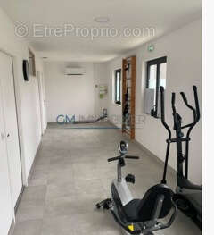 Commerce à SAINT-PAUL-LES-DAX