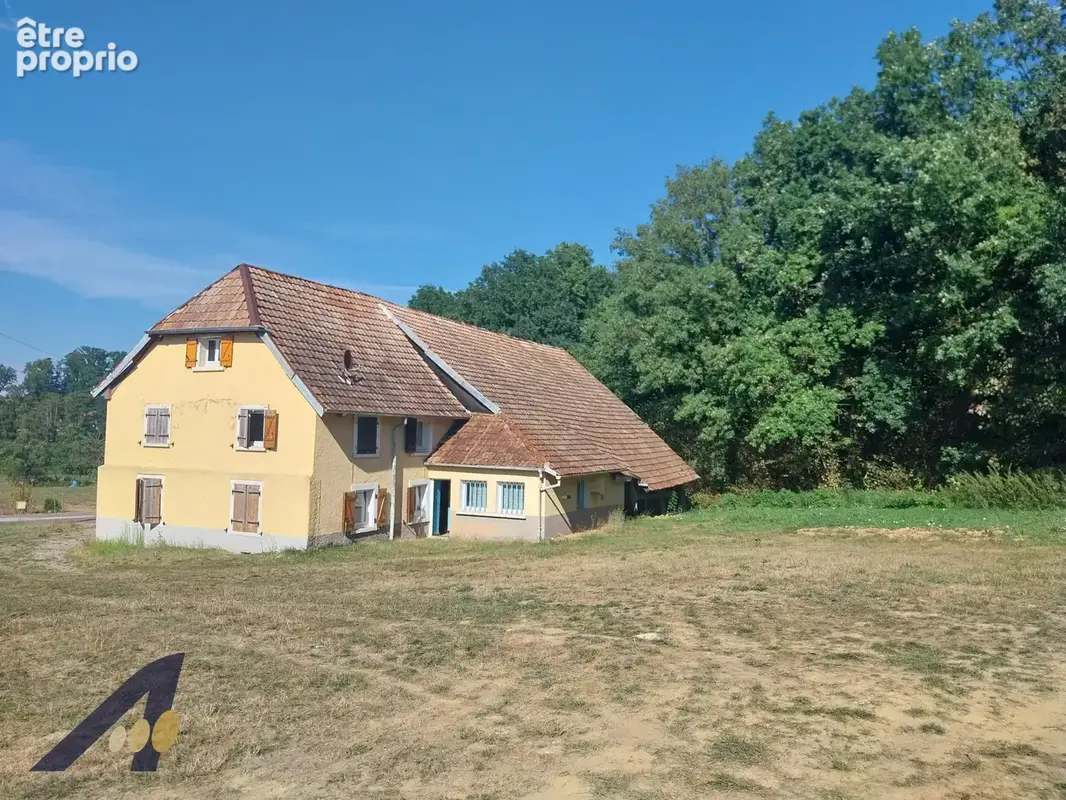 A renover - corps de ferme - 16 ares de terrain - photo 9