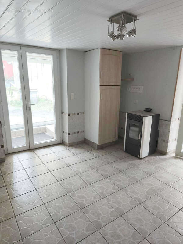 Maison à SAINTE-FLORINE