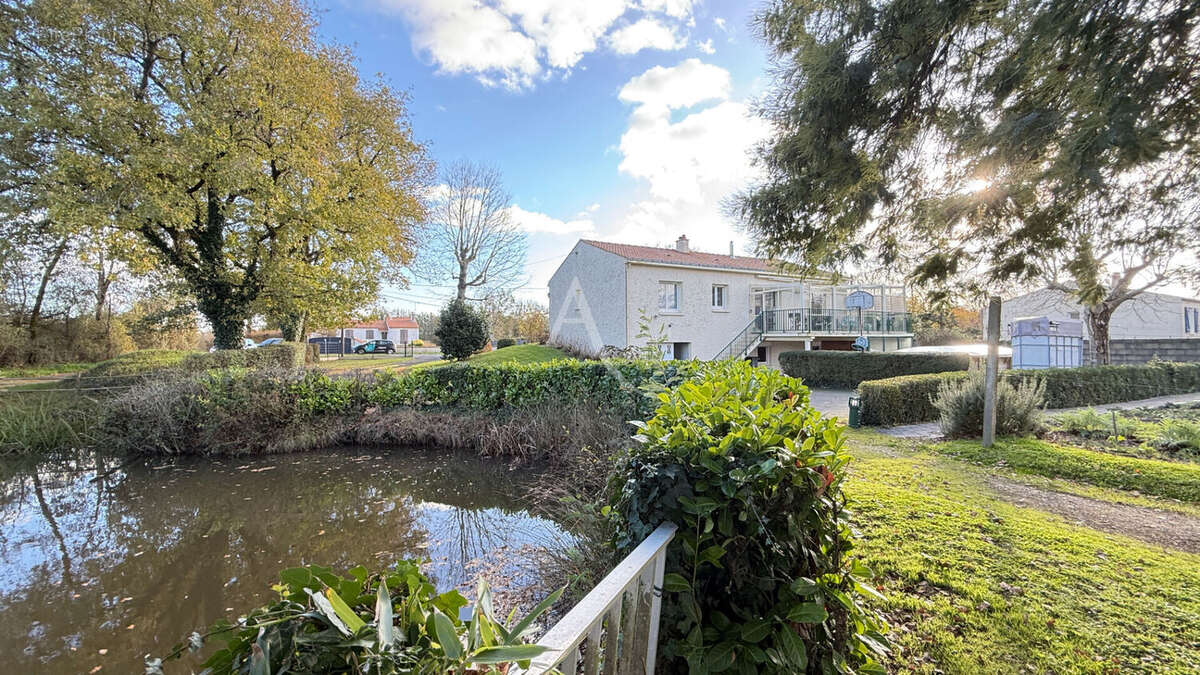 Maison à SAINT-FLORENT-DES-BOIS
