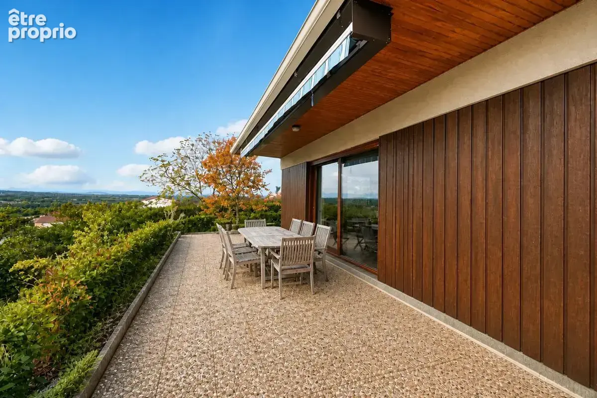 Maison avec vue, 5 pièces, 110 m² à Thiers - photo 4
