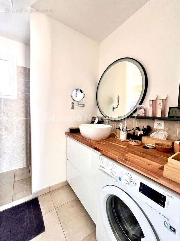 Appartement à MAILLANE