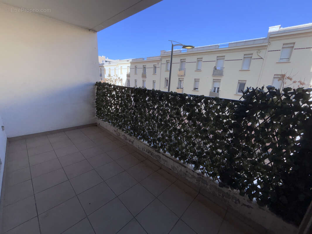 Appartement à MARSEILLE-7E