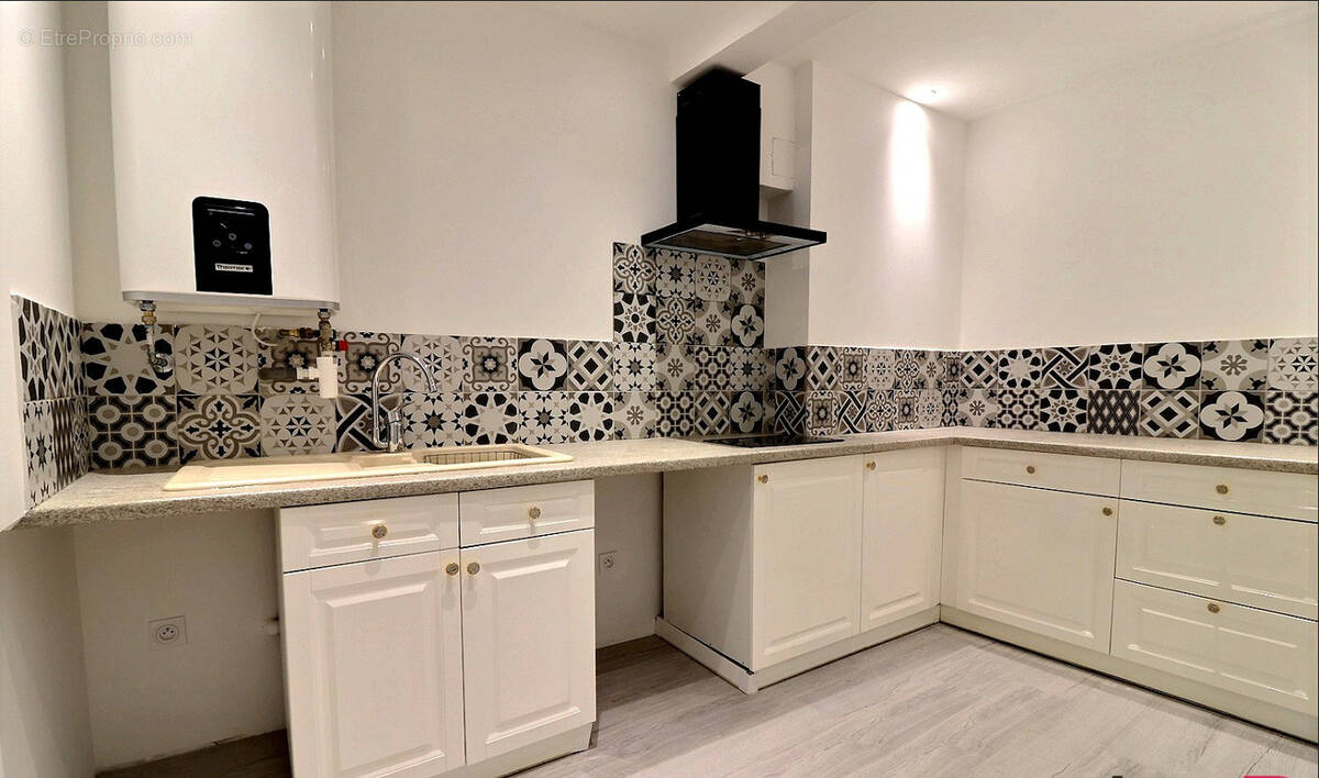 Appartement à HYERES