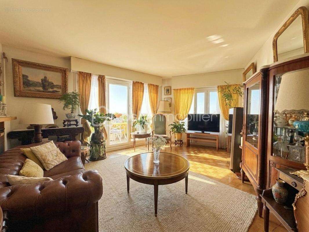 Appartement à MARLY-LE-ROI