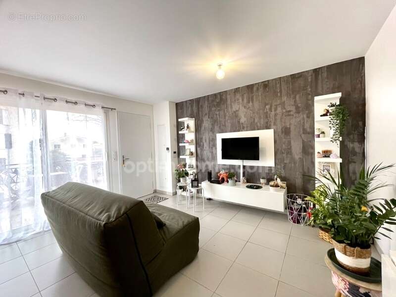 Appartement à CANDILLARGUES