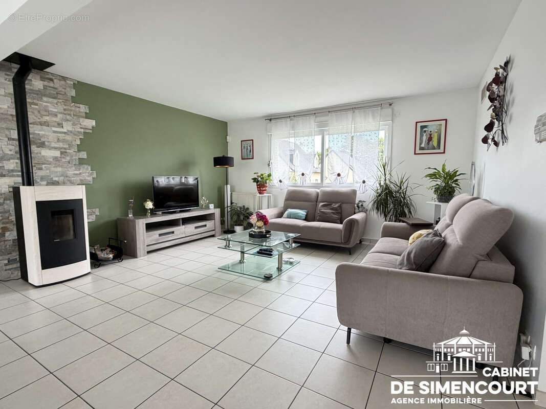 Maison à AILLY-SUR-SOMME