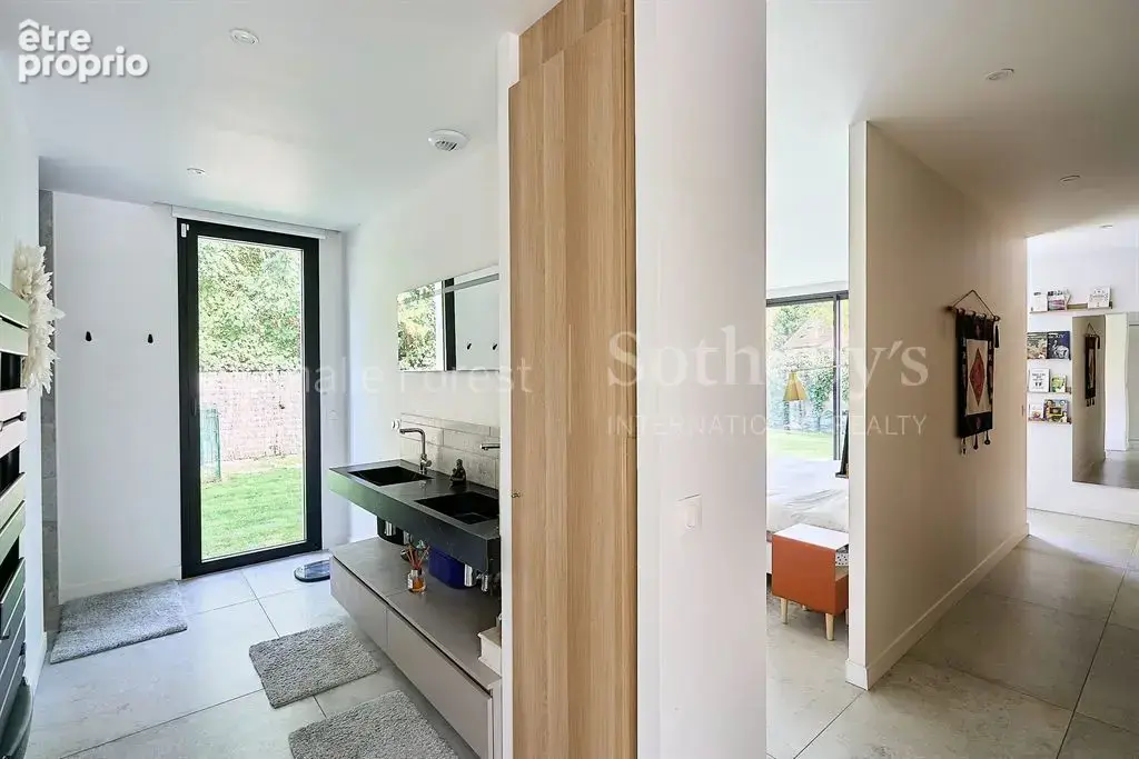 Mouvaux résidentiel , splendide maison cubique , 5 ch , bureau , garage sur 1344 m2 de terrain . - photo 13