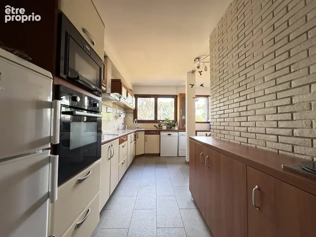 Appartement - 117,35 m2 - 5 pièces - photo 12