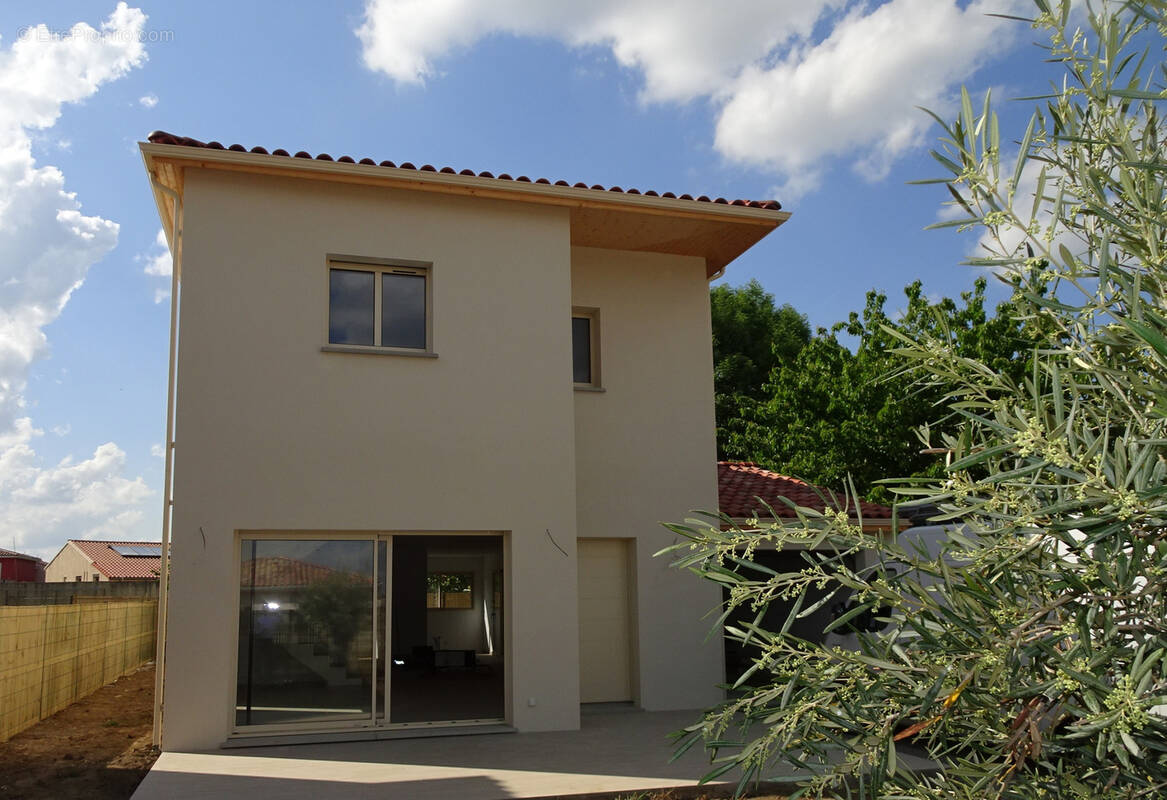 Maison à FROUZINS