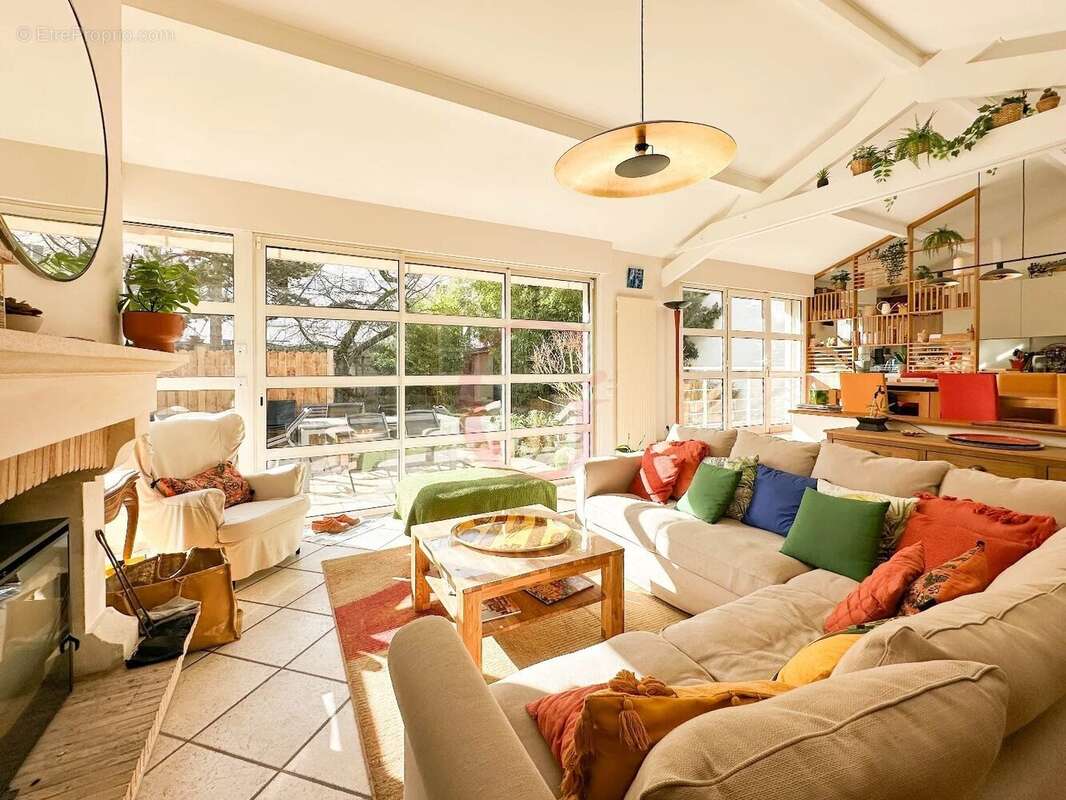 Maison à BOURG-LA-REINE