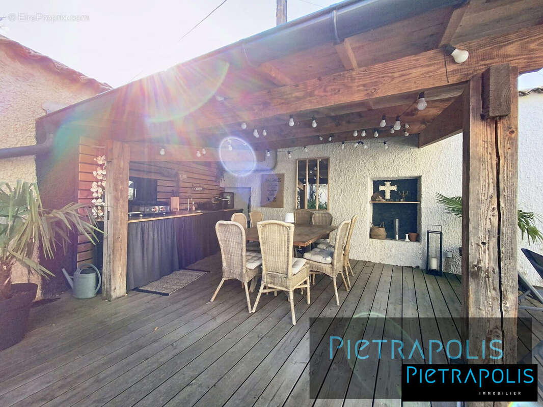 Maison à SAINT-GEORGES-DE-RENEINS