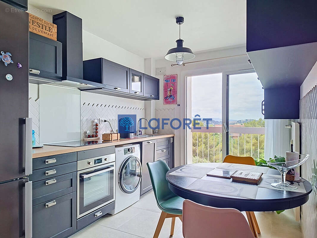 Appartement à LA VALETTE-DU-VAR