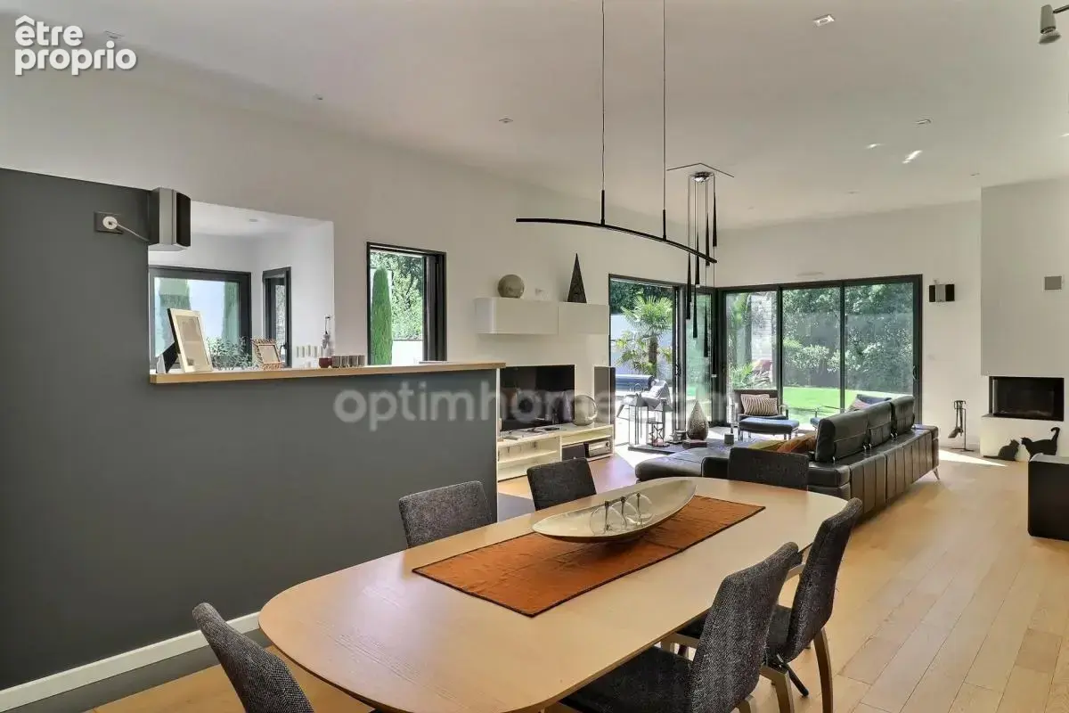 ORVAULT « La Forêt » — Villa d'architecte contemporaine en plain-pied total (197 m²) & piscine chauffée - photo 16