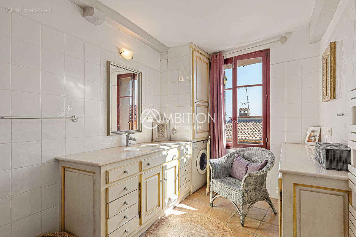 Appartement à MONTAUROUX
