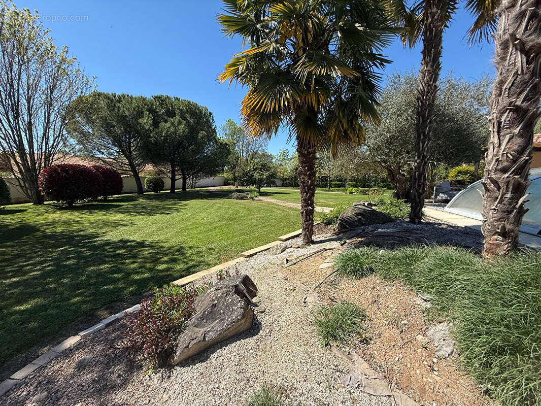 Maison à SAINT-SYMPHORIEN