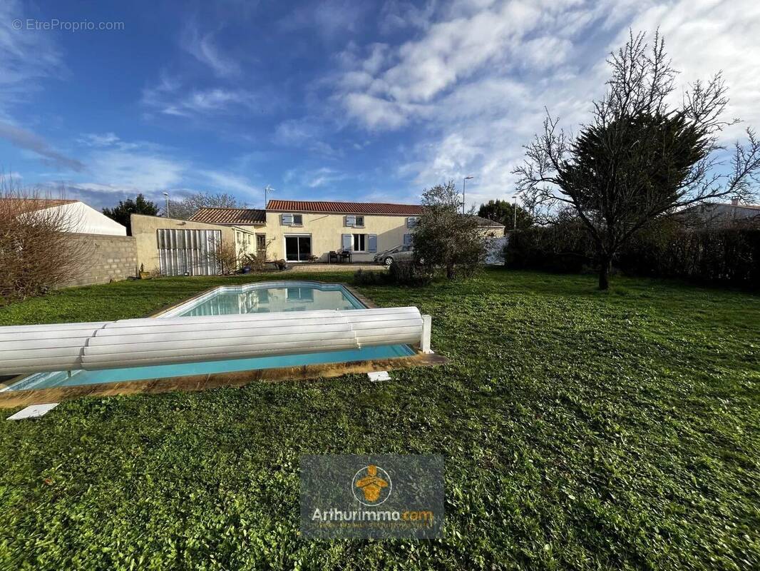 Maison à NUAILLE-D'AUNIS