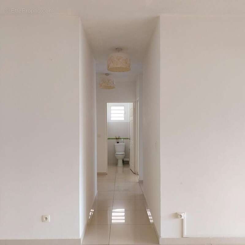 Photo 8 - Appartement à SCHOELCHER