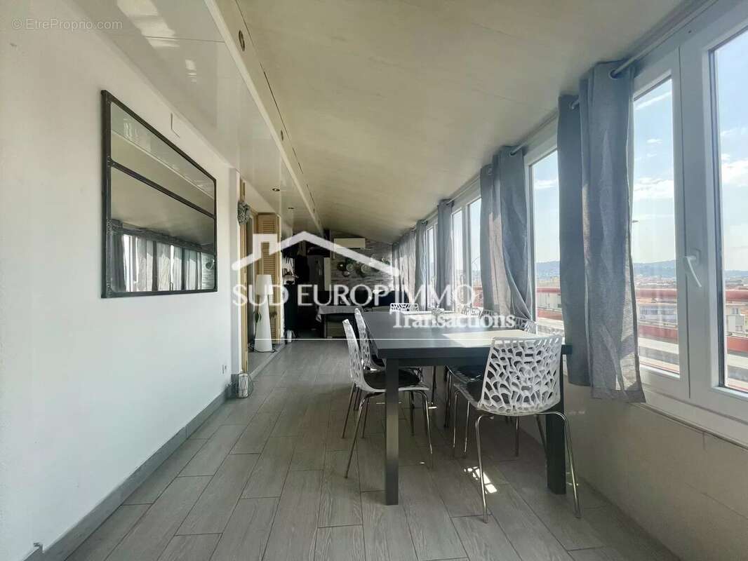 Appartement à NICE