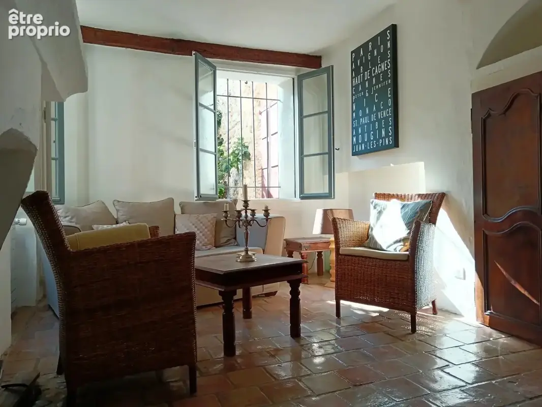 HAUT DE CAGNES, maison typique avec magnifique vue mer - photo 3