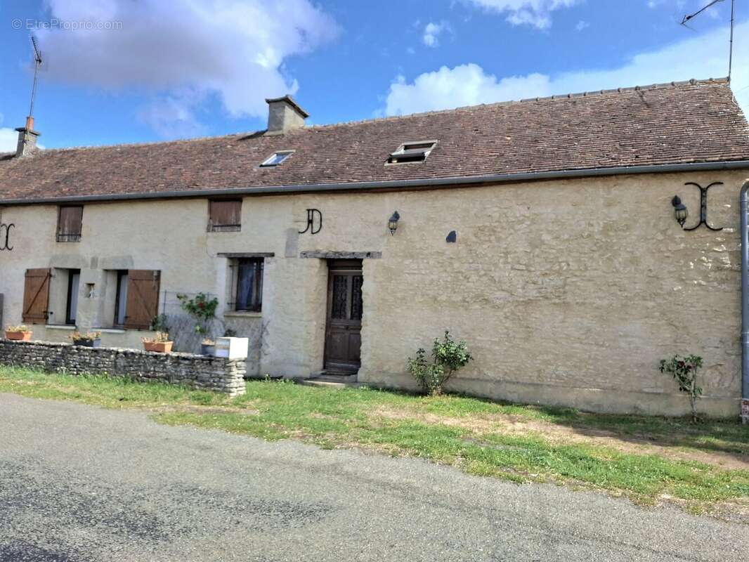 Maison 96 m² à Rouesse-Fontaine  - photo 4