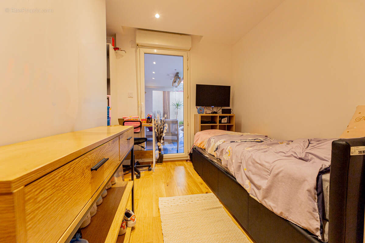 Appartement à MANDELIEU-LA-NAPOULE