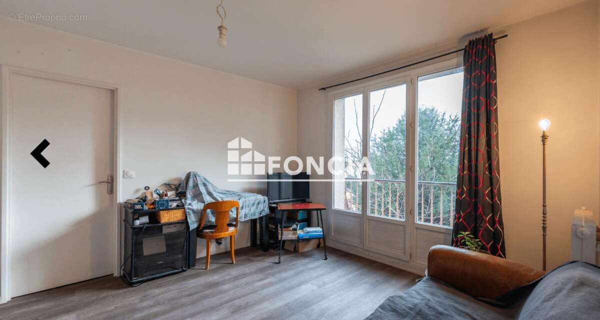 Appartement à BONDY