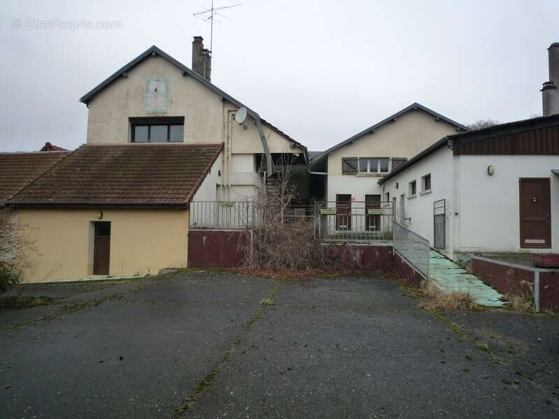 Maison à VERNEUIL-SOUS-COUCY