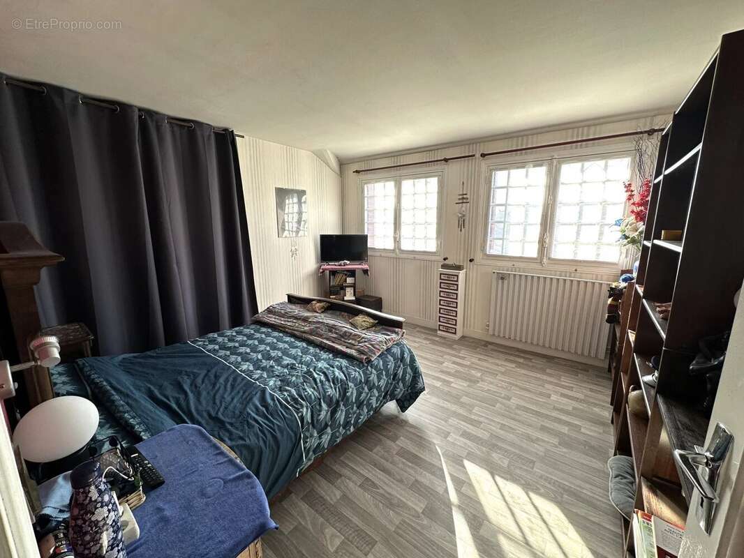 Maison à MONTPON-MENESTEROL