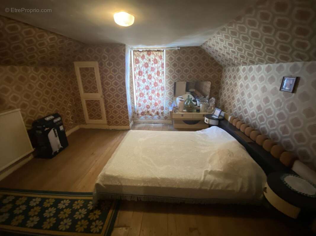 Maison à ANDE