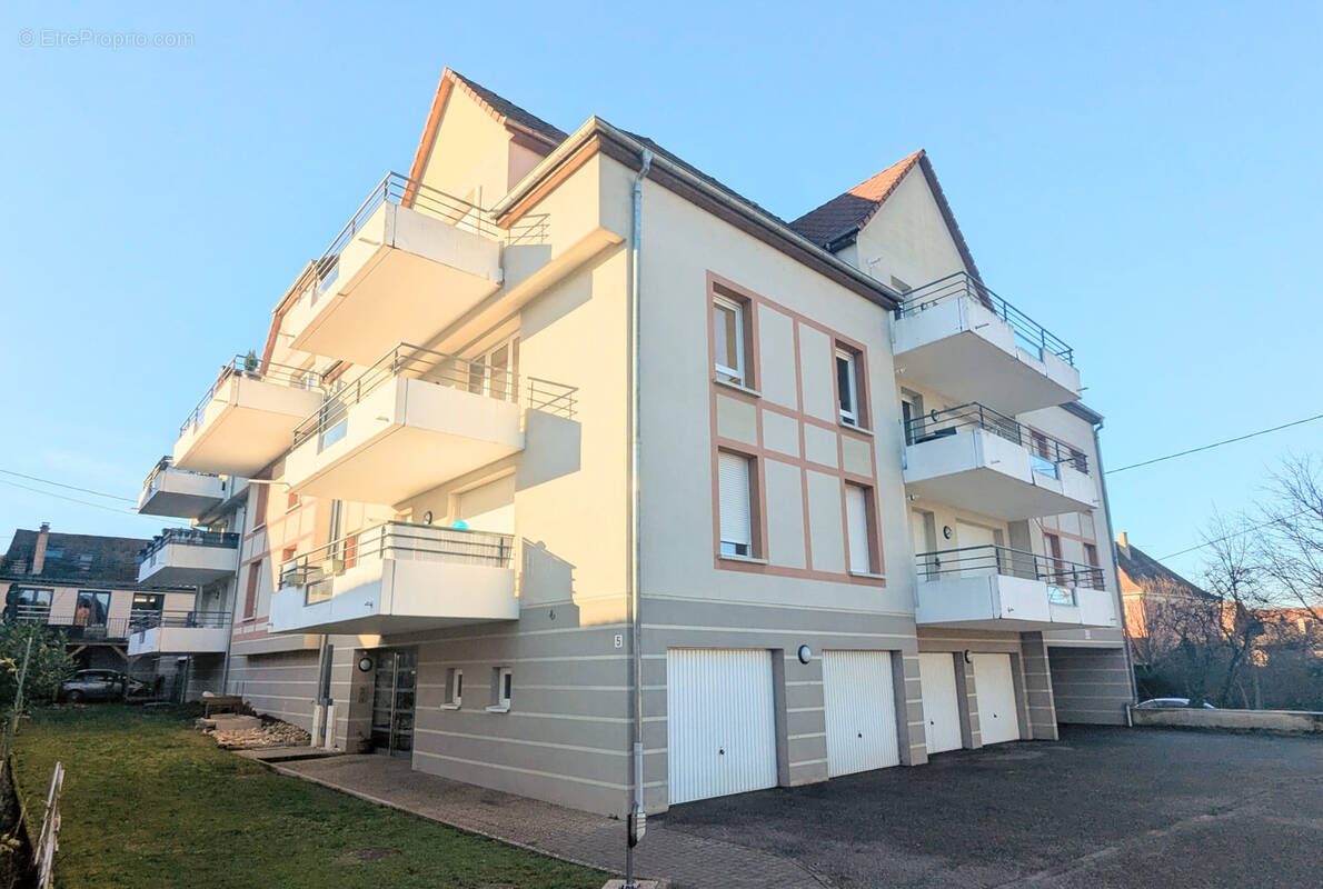 Appartement à NIEDERMODERN