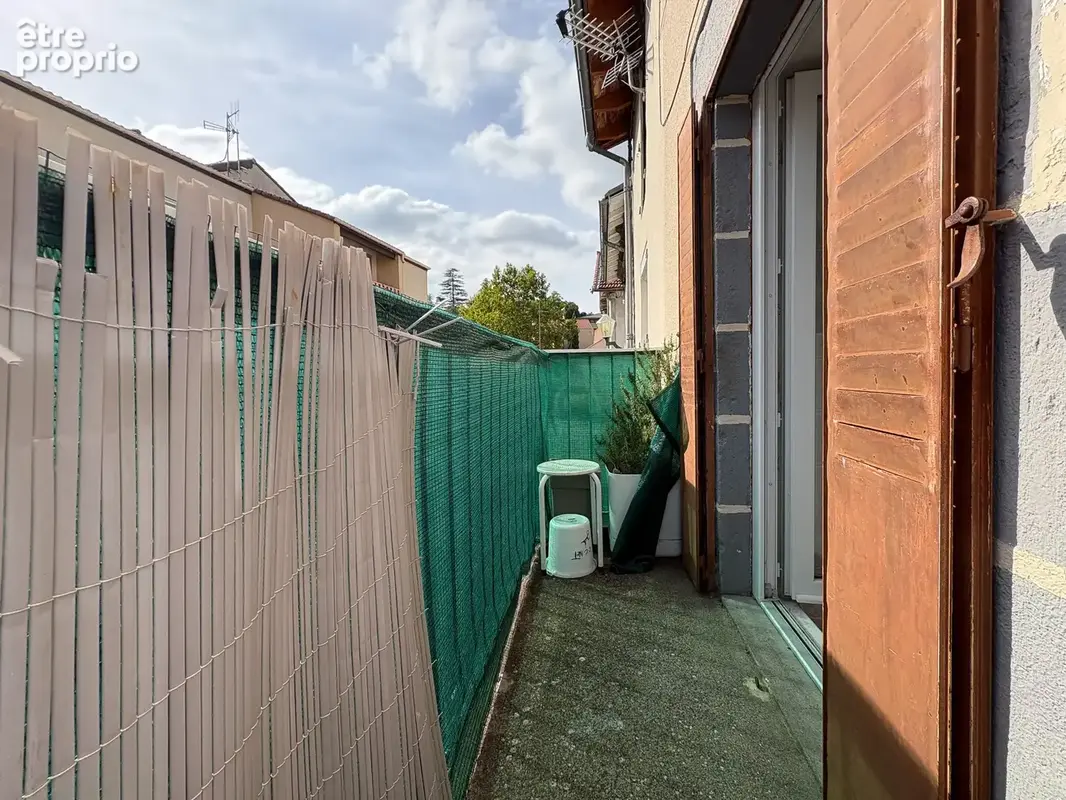 Maison de bourg avec balcon de 54m2 -66m2 au sol - photo 3