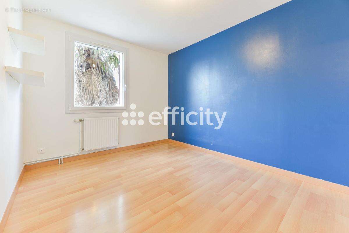 Maison à SAINT-SEBASTIEN-SUR-LOIRE