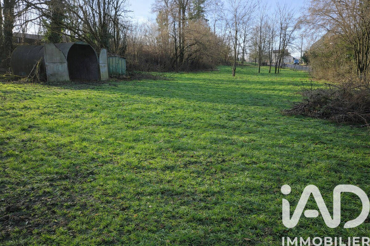Photo 1 - Terrain à MONCEY