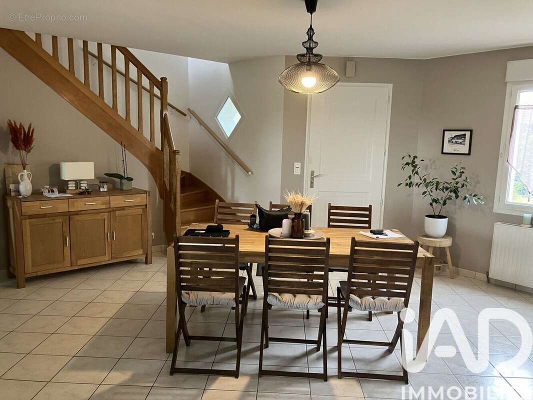 Photo 8 - Maison à MONCE-EN-BELIN