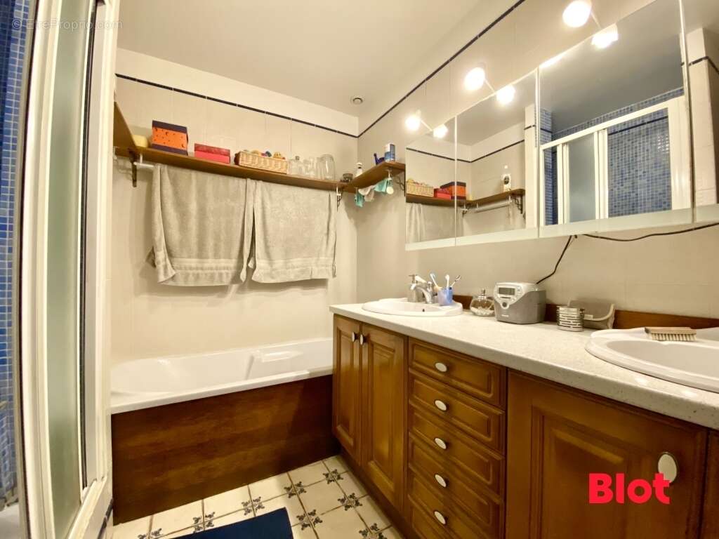 Maison 7 pièces 173 m² à vendre à Saint-Uniac (35360) - photo 8