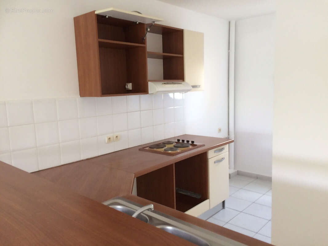 Appartement à BAIE-MAHAULT