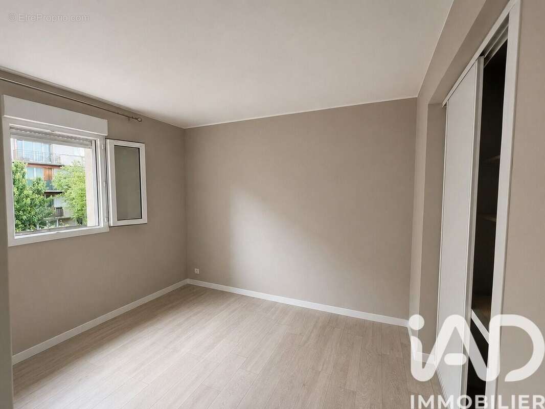 Photo 5 - Appartement à CHOISY-LE-ROI