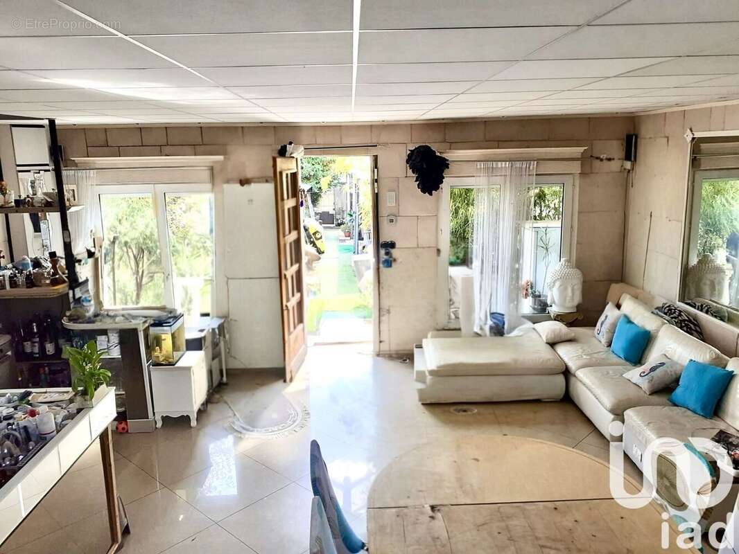 Photo 2 - Maison à IVRY-SUR-SEINE