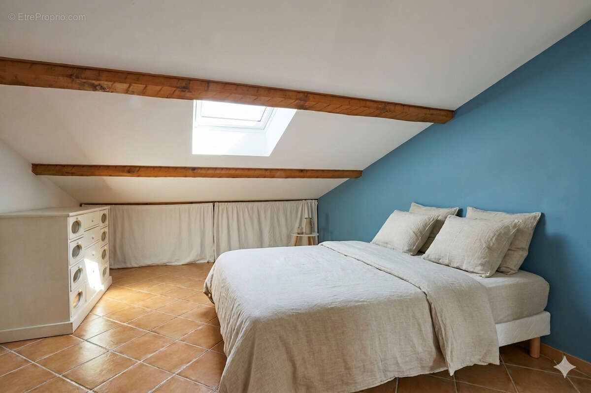 Maison à SIX-FOURS-LES-PLAGES