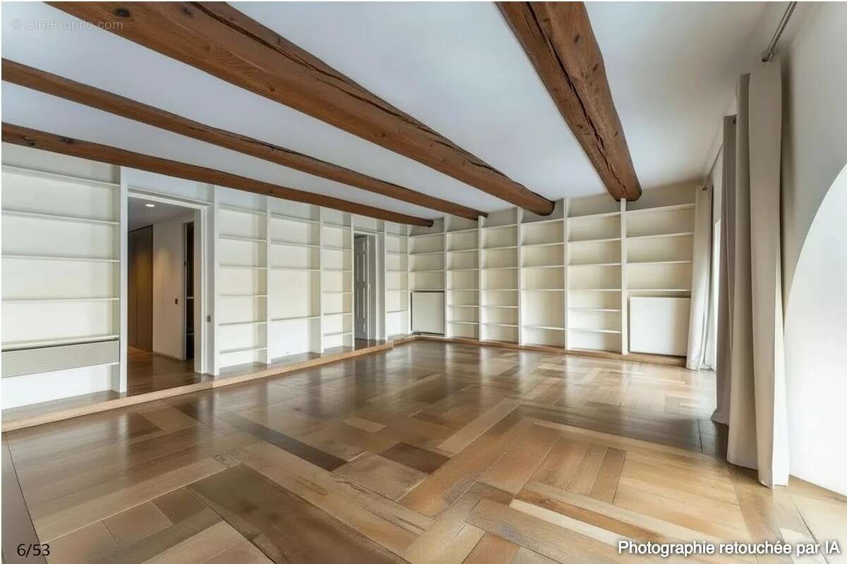 Appartement à MARSEILLE-1E