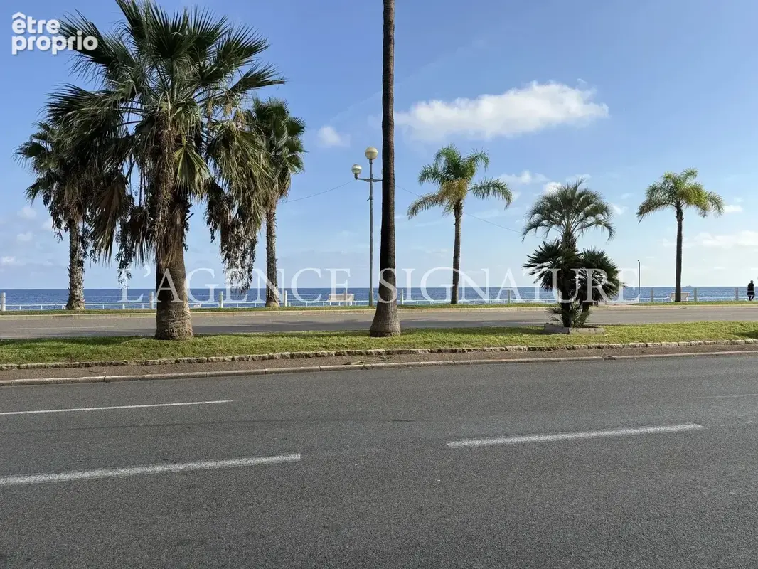 Nice Promenade des Anglais « Sandy» Studio avec Mezzanine 36m2 Balcon - photo 4