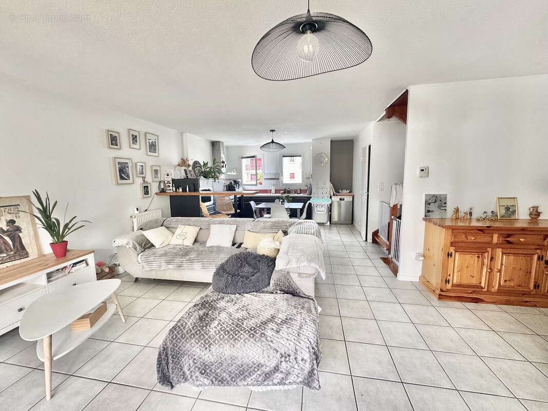 Maison à LARRESSORE