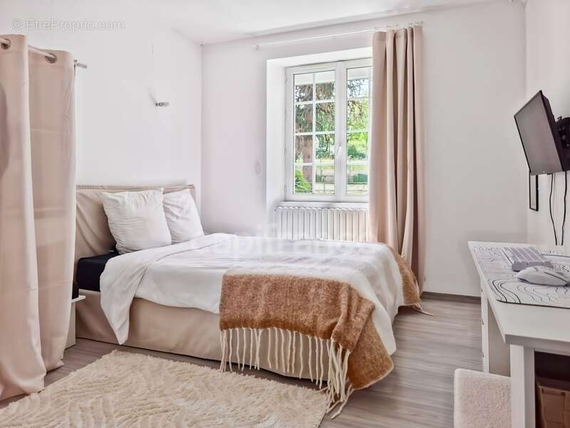 Maison à YVRE-L&#039;EVEQUE