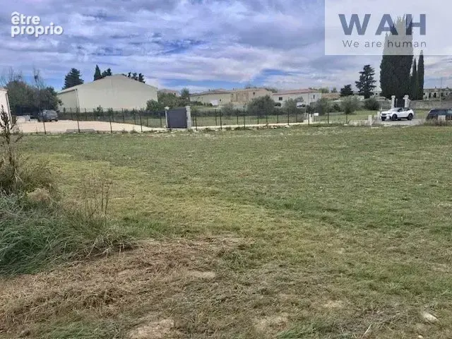 Terrain constructible viabilisé - 821m2 - Saint-Césaire-de-G - photo 2