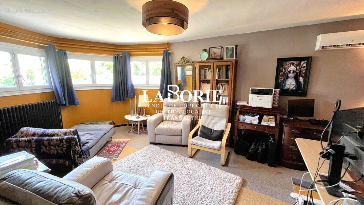Maison 158 m² à Roquemaure  - photo 9