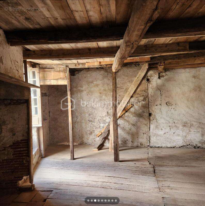 Maison à SAINT-ANTONIN-NOBLE-VAL