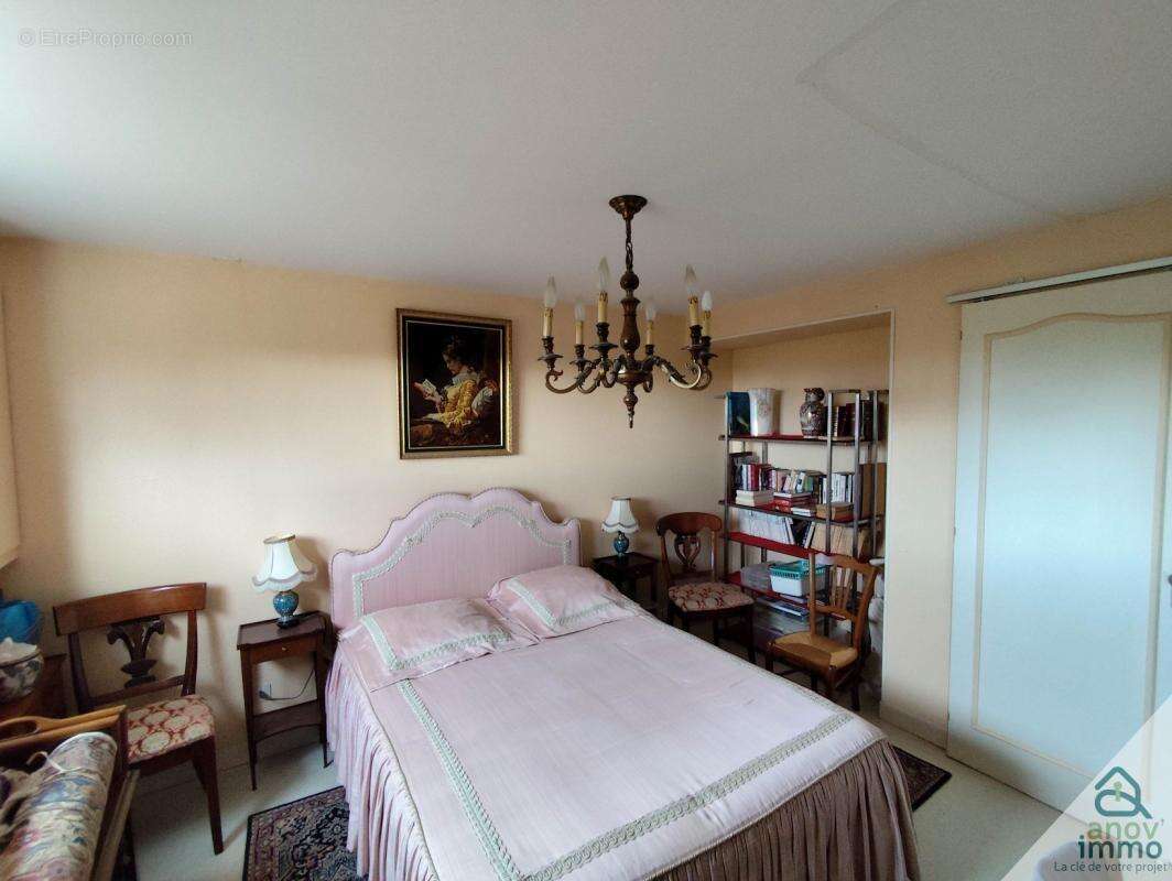 Maison à SAINT-JUNIEN