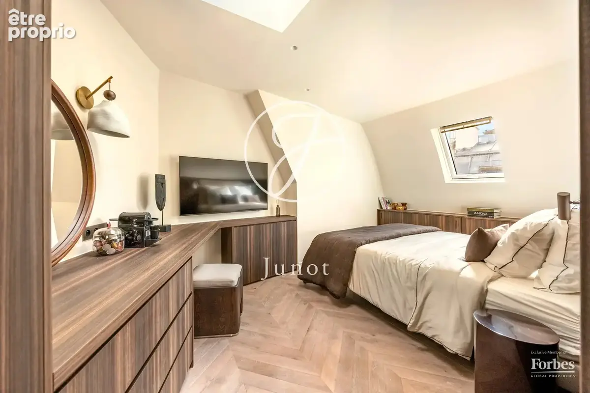 Paris 16e - KLÉBER - Duplex - 3 pièces - 79,63m² Carrez - 82,33m² au sol - 2 chambres - Meublé - photo 5